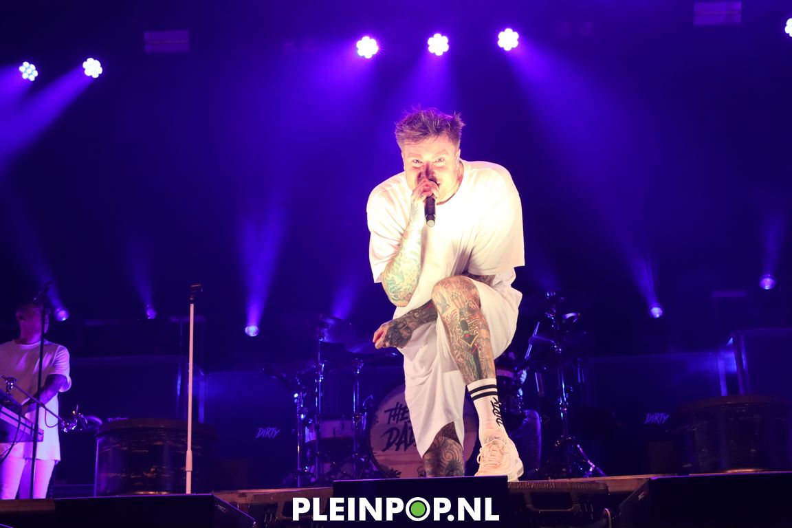 THE DIRTY DADDIES     (61)